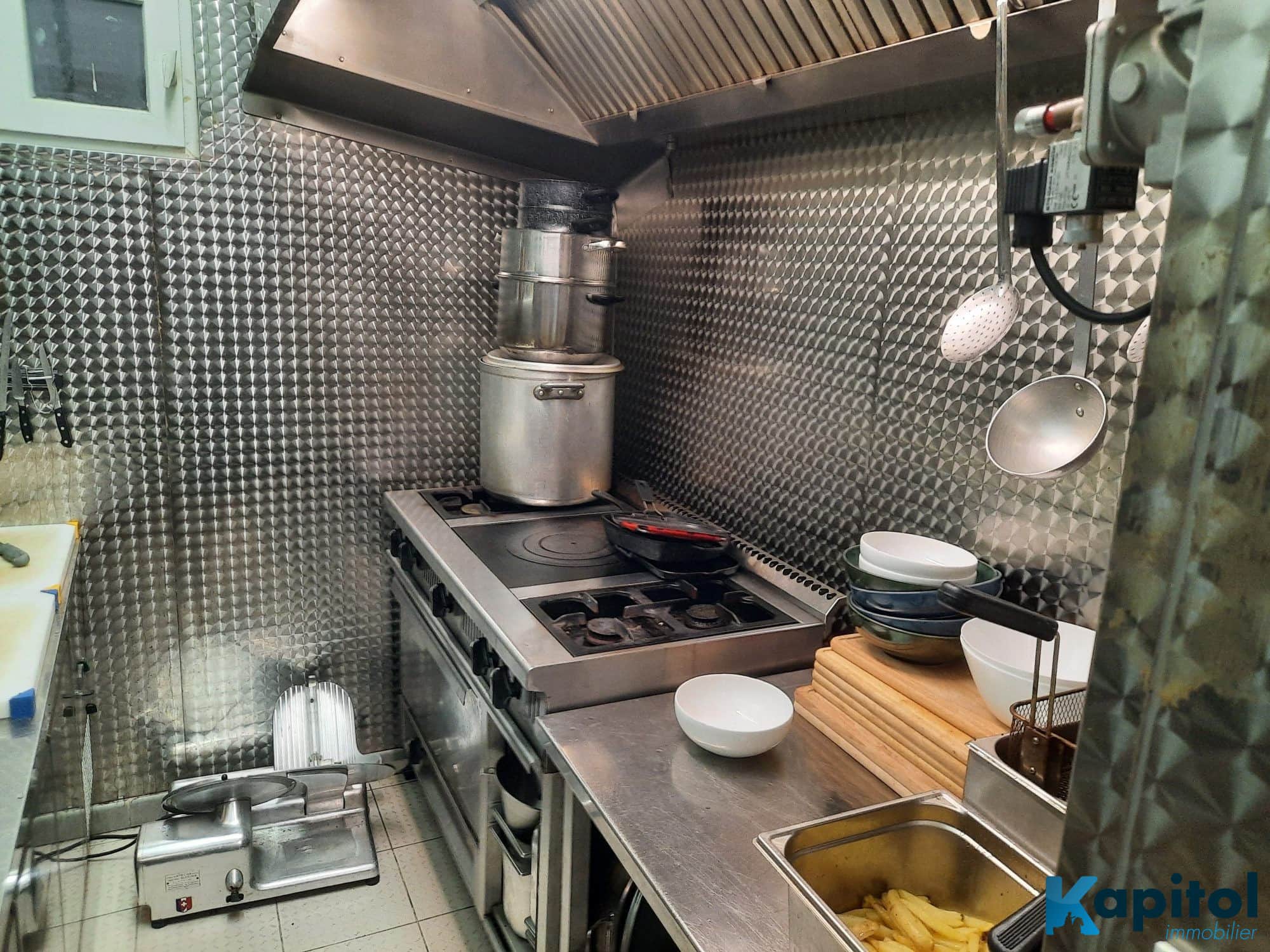 Brasserie · 160 m² · Fonds de commerce — photo 1