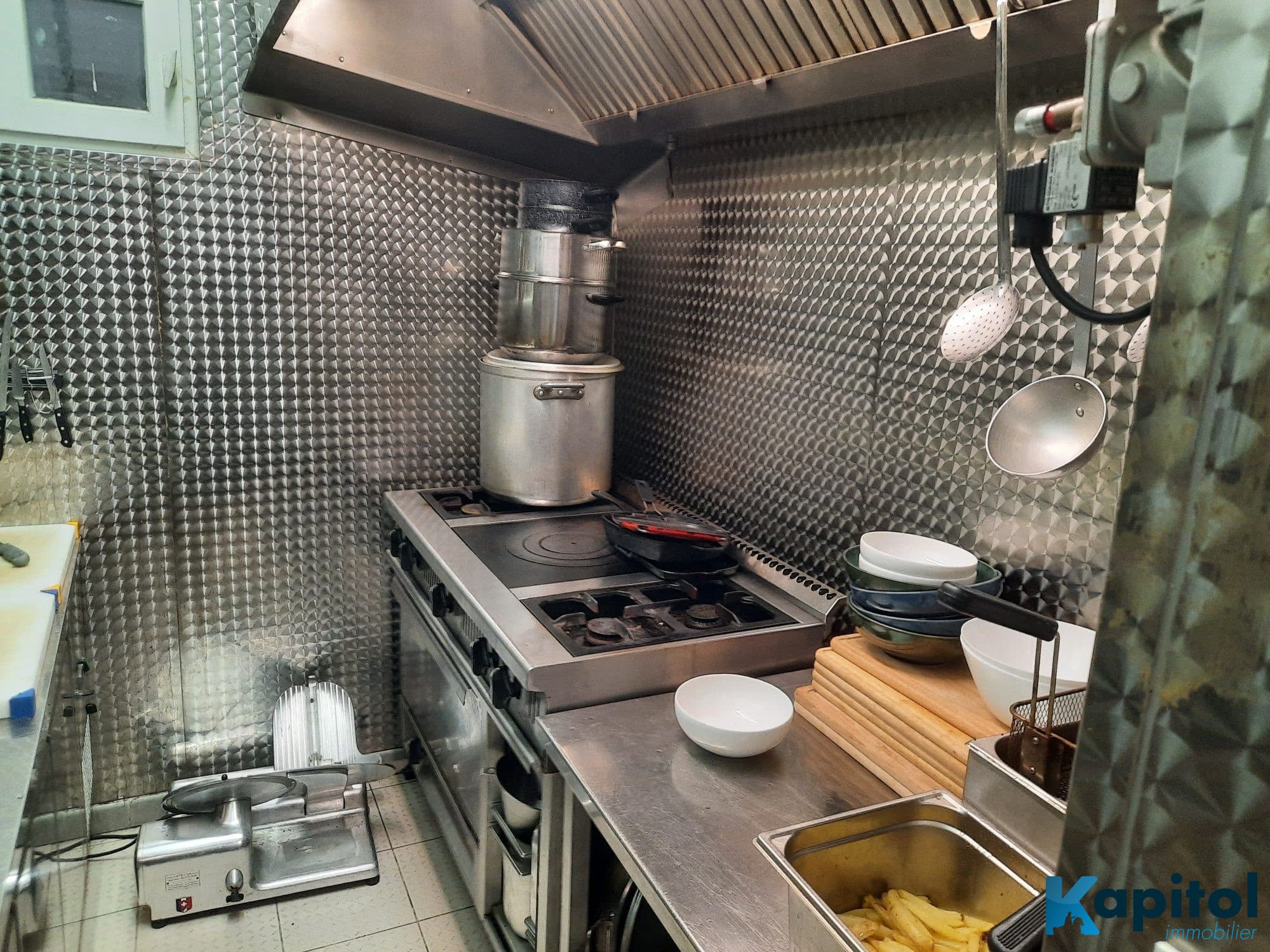 Brasserie · 160 m² · Fonds de commerce — photo 1