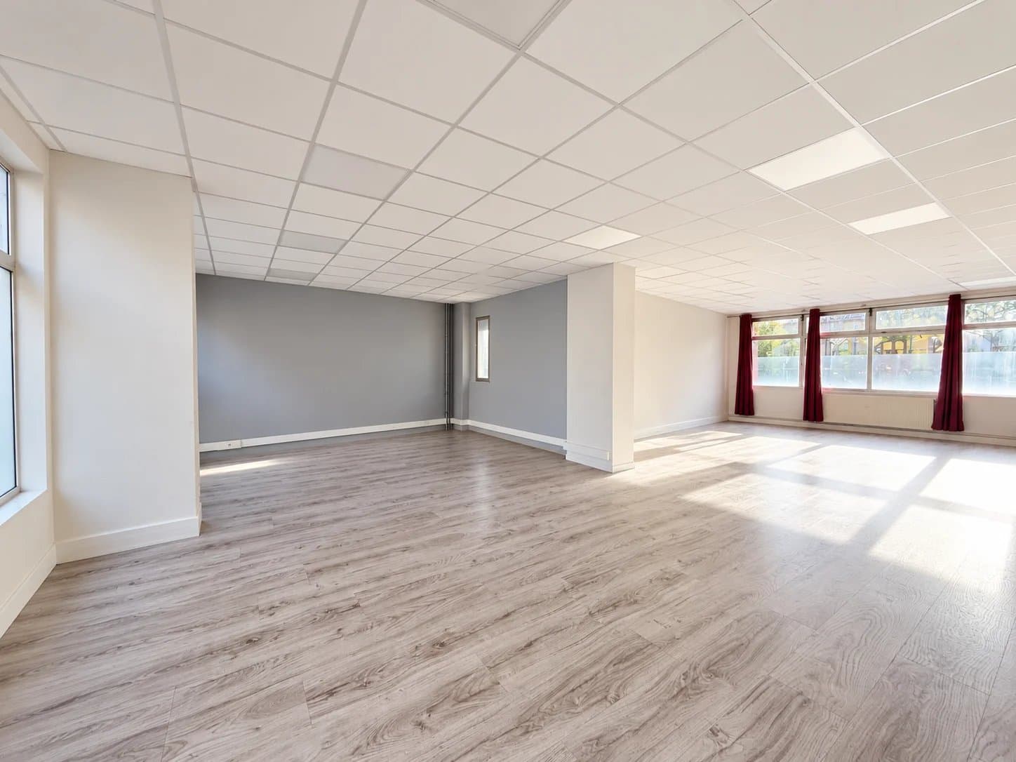 Local commercial · 86 m² · Achat des murs — photo 1