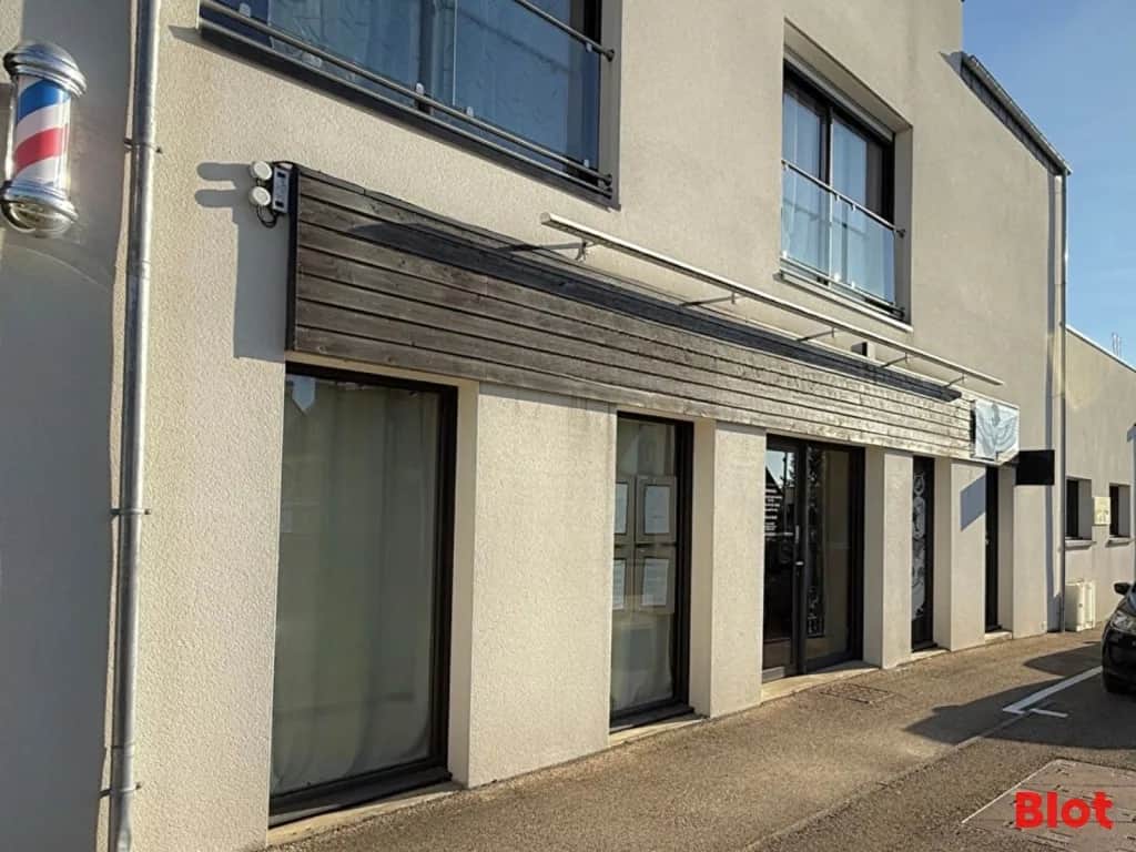 Local commercial · 120 m² · Location — photo 1