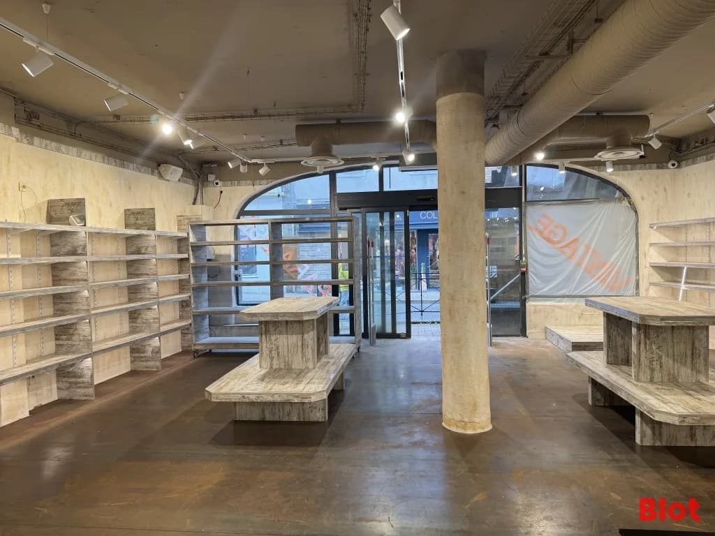 Local commercial · 178 m² · Location — photo 1