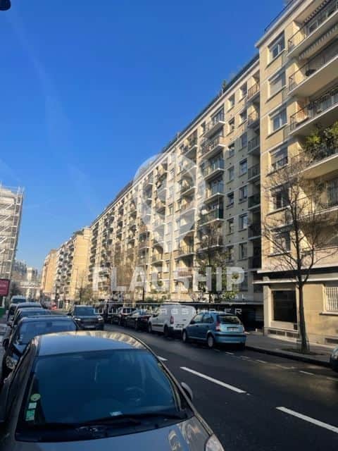 Local commercial · 50 m² · Location — photo 1