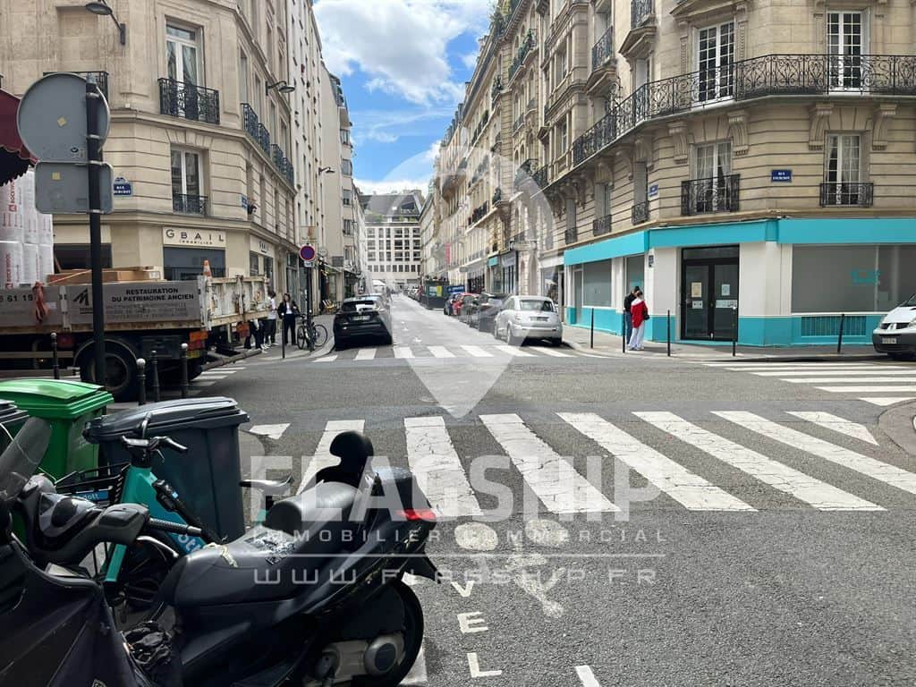 Local commercial · 70 m² · Cession de bail — photo 1