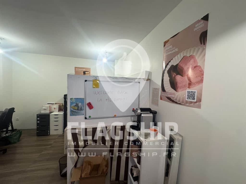 Local commercial · 60 m² · Cession de bail — photo 1