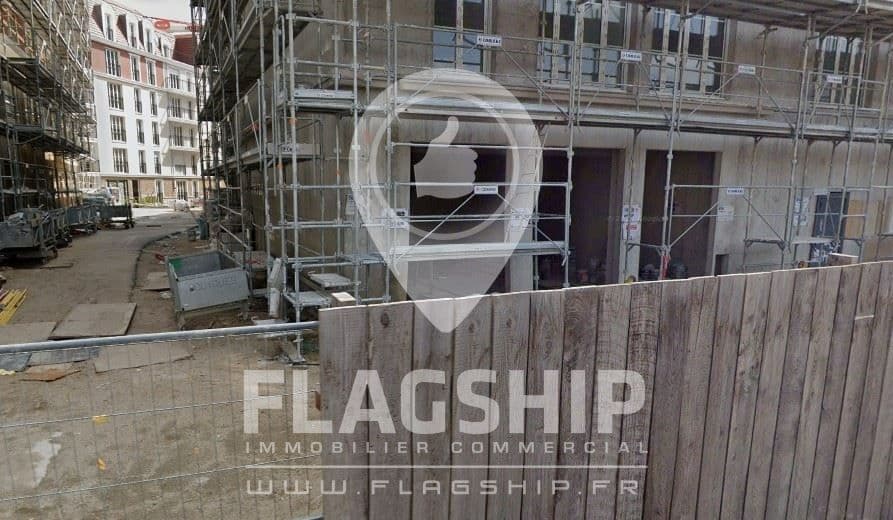 Local commercial · 67 m² · Achat des murs — photo 1