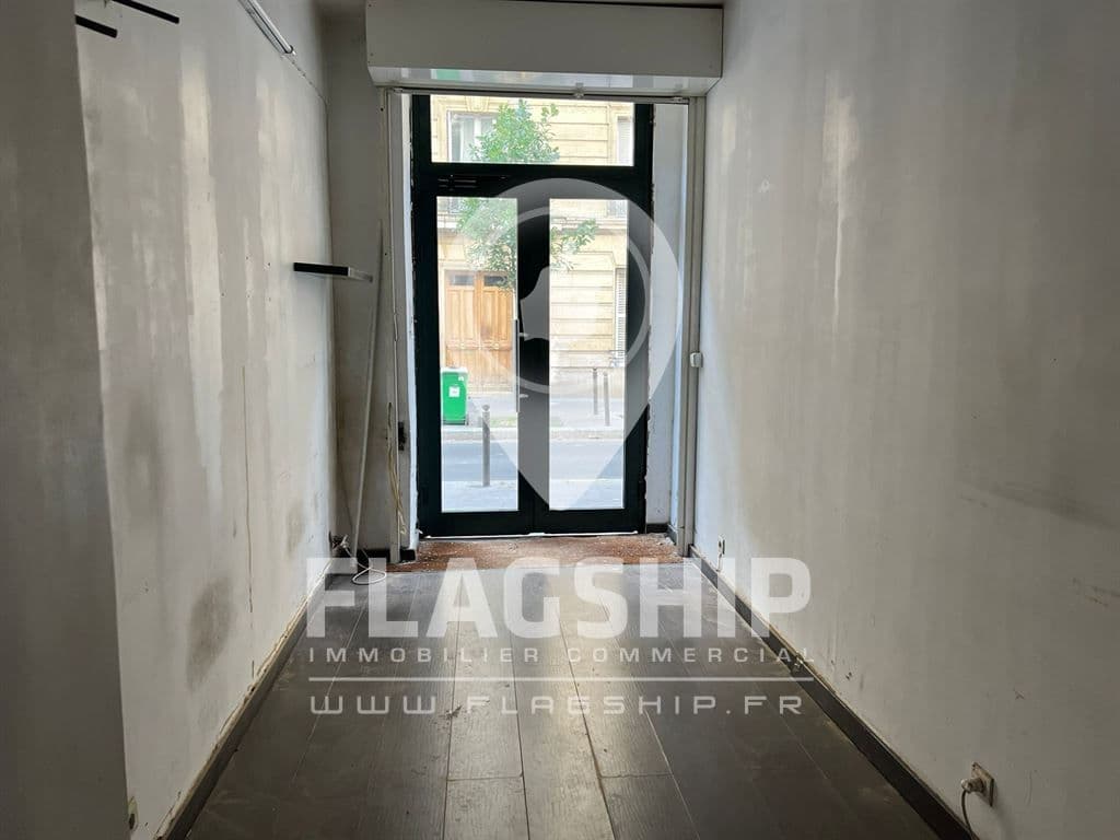 Local commercial · 16 m² · Location — photo 1