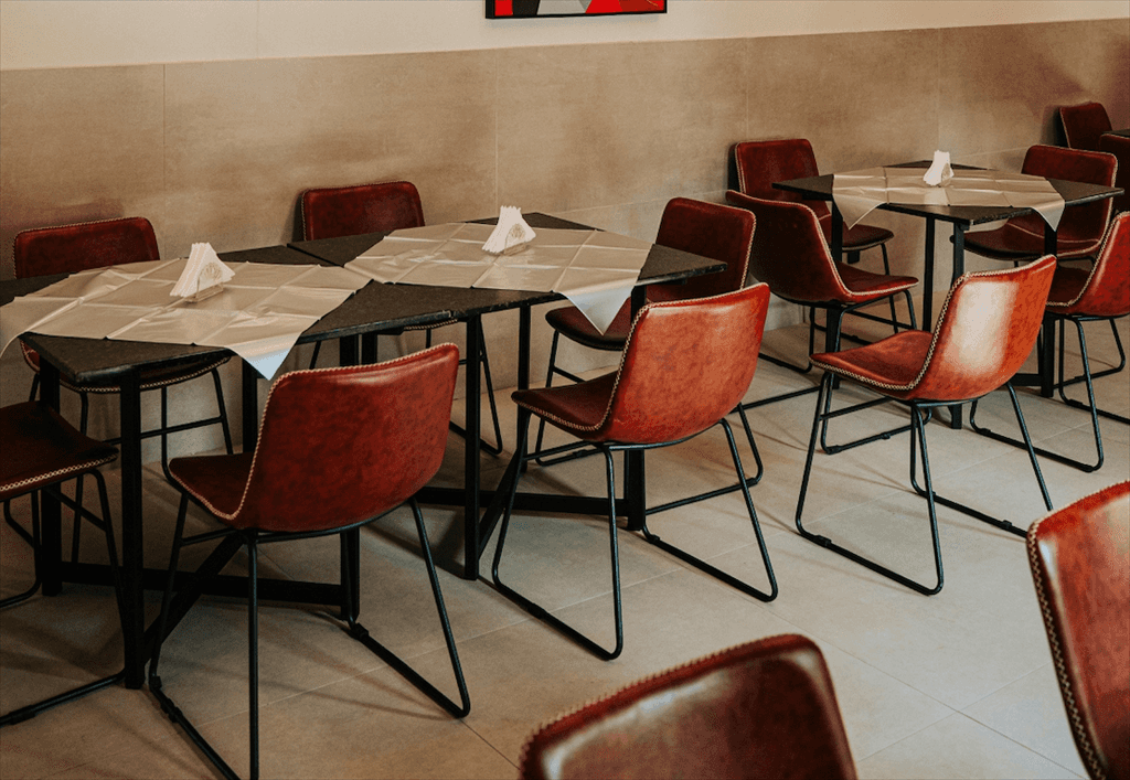 Bar · 90 m² · Fonds de commerce — photo 1