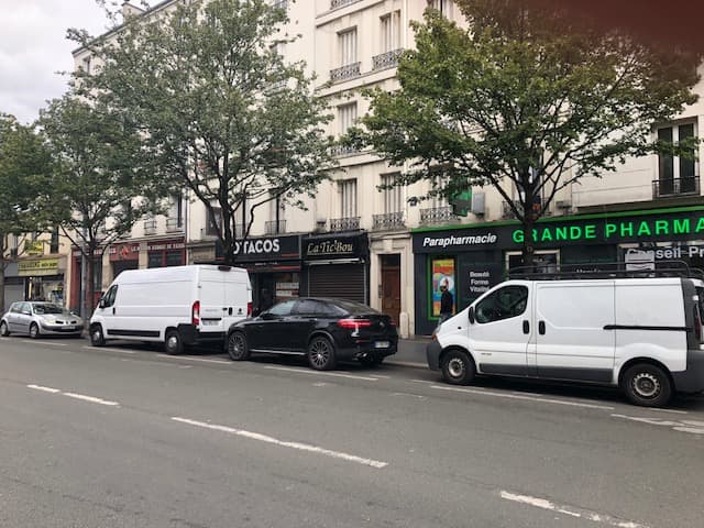 Local commercial · 70 m² · Cession de bail — photo 1