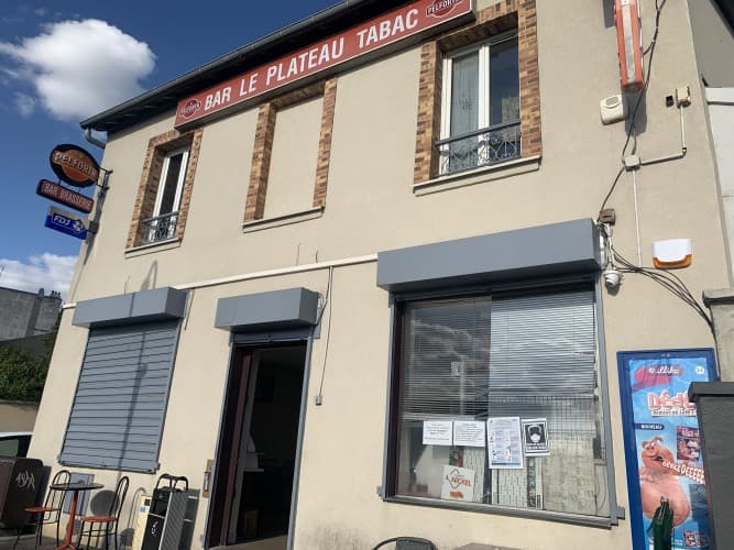 Local commercial · 138 m² · Fonds de commerce — photo 1