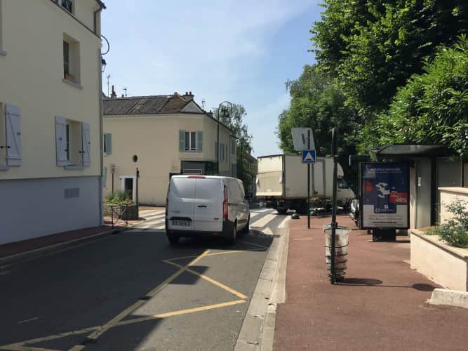Local commercial · 105 m² · Cession de bail — photo 1