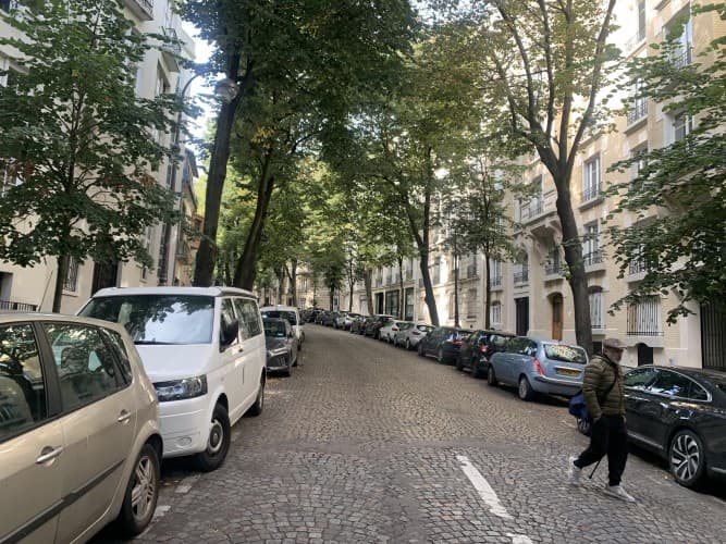 Local commercial · 61 m² · Cession de bail — photo 1