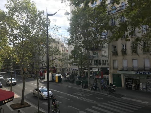 Local commercial · 153 m² · Cession de bail — photo 1
