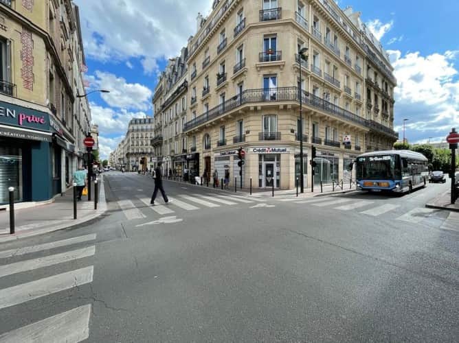 Local commercial · 80 m² · Cession de bail — photo 1