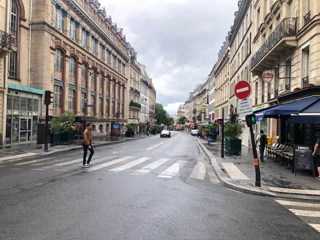 Local commercial · 77 m² · Cession de bail — photo 1