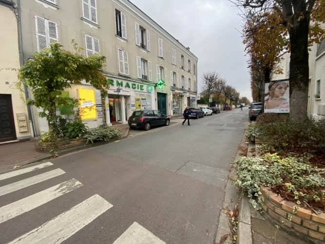 Local commercial · 80 m² · Cession de bail — photo 1