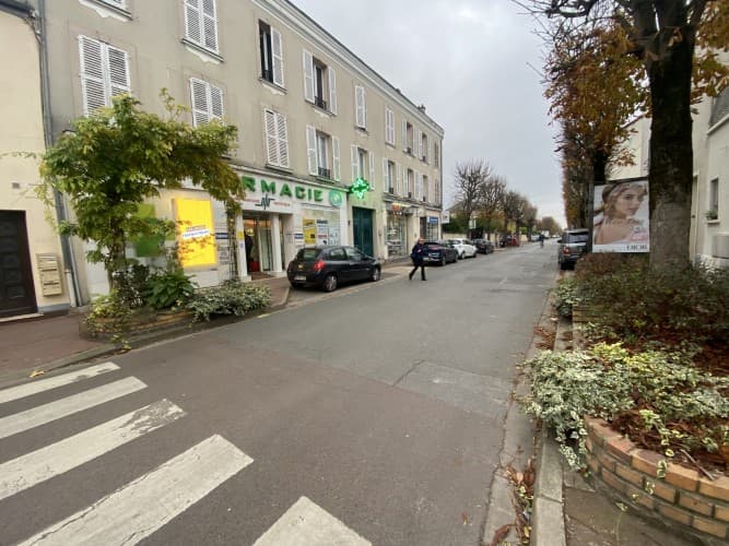 Local commercial · 80 m² · Cession de bail — photo 1