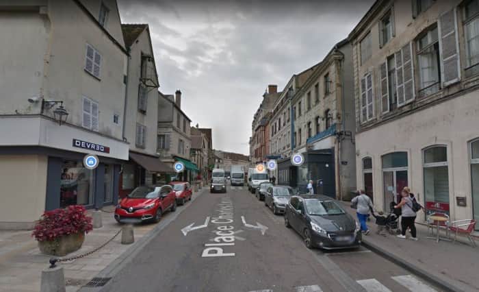 Local commercial · 100 m² · Fonds de commerce — photo 1