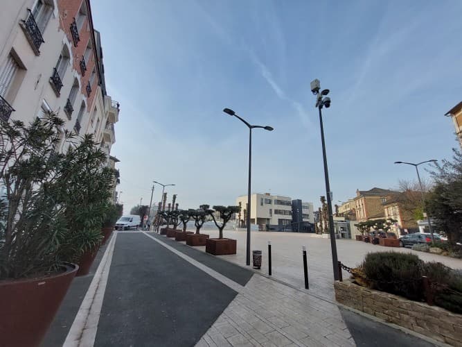 Local commercial · 135 m² · Fonds de commerce — photo 1