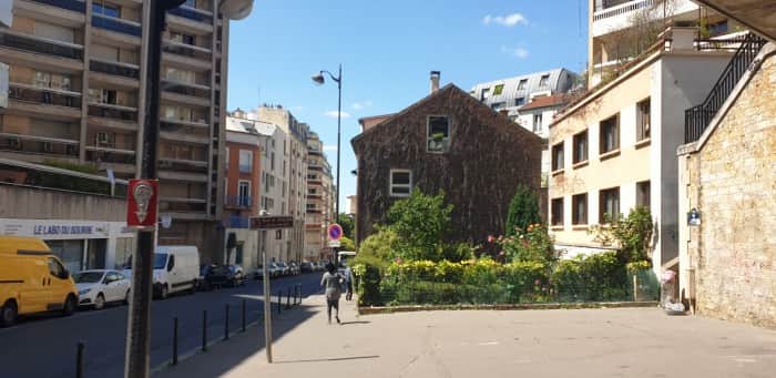 Local commercial · 707 m² · Location — photo 1