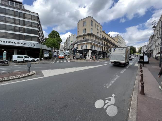 Local commercial · 150 m² · Cession de bail — photo 1