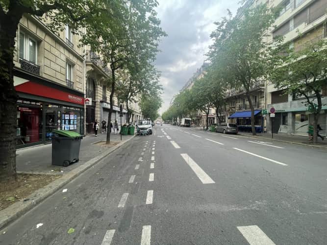 Local commercial · 205 m² · Fonds de commerce — photo 1