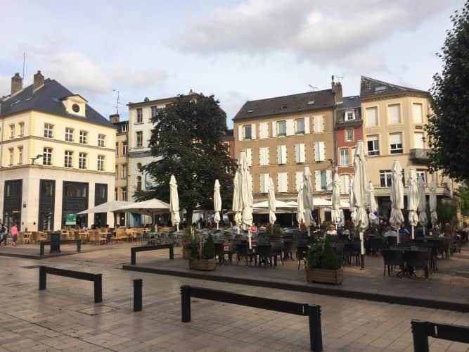 Murs commerciaux · 104 m² · Achat des murs — photo 1