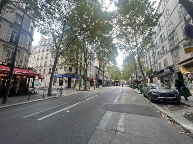 Local commercial · 195 m² · Cession de bail — photo 1