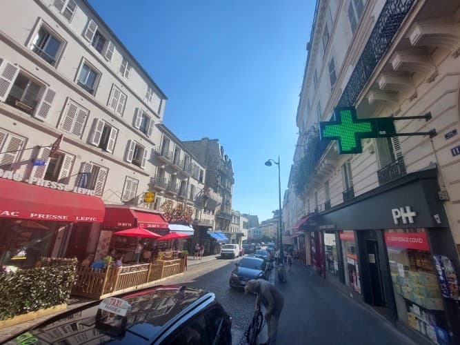Local commercial · 44 m² · Cession de bail — photo 1