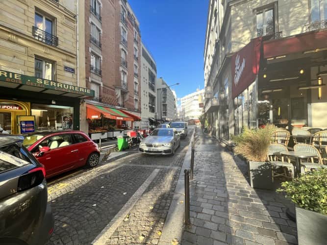 Local commercial · 113 m² · Fonds de commerce — photo 1