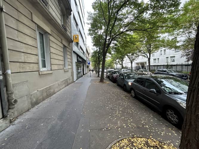 Local commercial · 53 m² · Cession de bail — photo 1