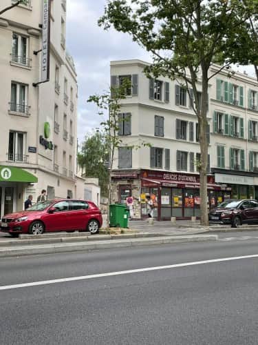 Local commercial · 24 m² · Cession de bail — photo 1