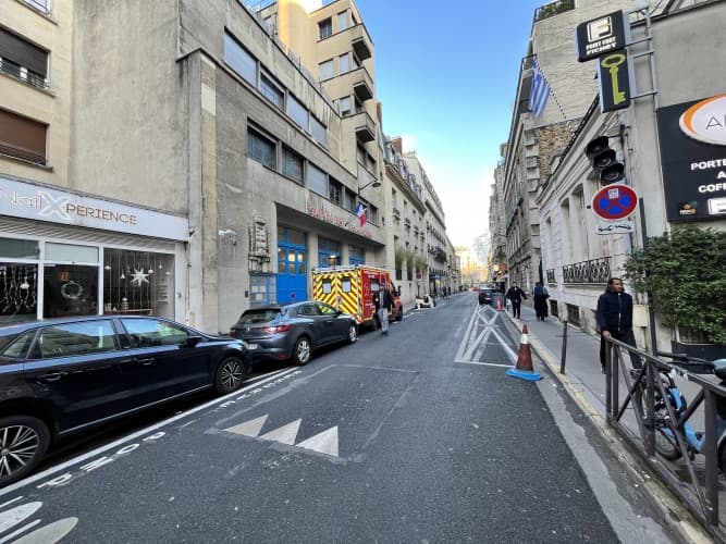 Local commercial · 60 m² · Cession de bail — photo 1