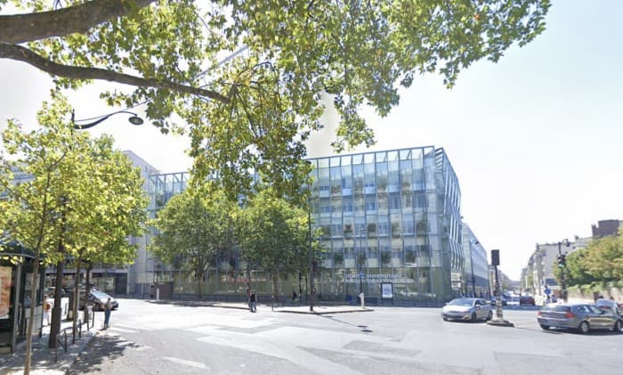 Local commercial · 81 m² · Location — photo 1