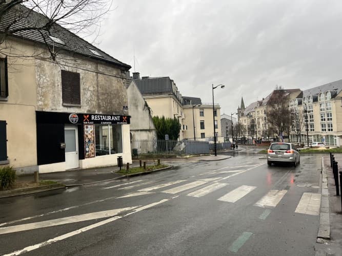 Local commercial · 80 m² · Cession de bail — photo 1