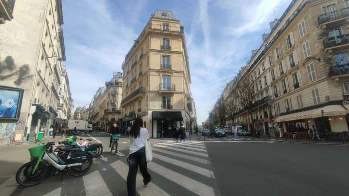 Local commercial · 120 m² · Cession de bail — photo 1