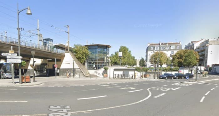 Murs commerciaux · 140 m² · Achat des murs — photo 1