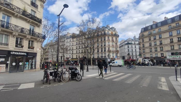 Local commercial · 49 m² · Cession de bail — photo 1