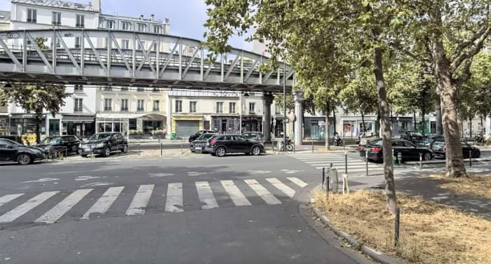 Local commercial · 82 m² · Fonds de commerce — photo 1