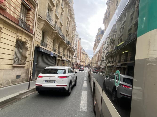 Local commercial · 79 m² · Fonds de commerce — photo 1