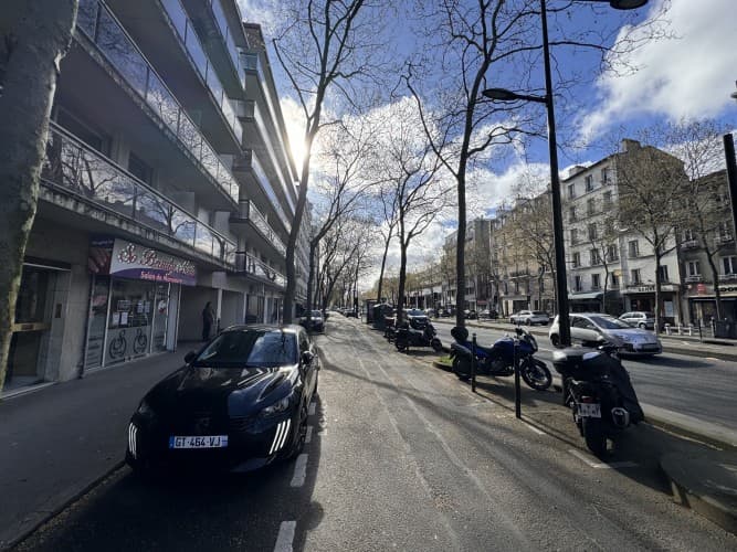 Local commercial · 80 m² · Cession de bail — photo 1