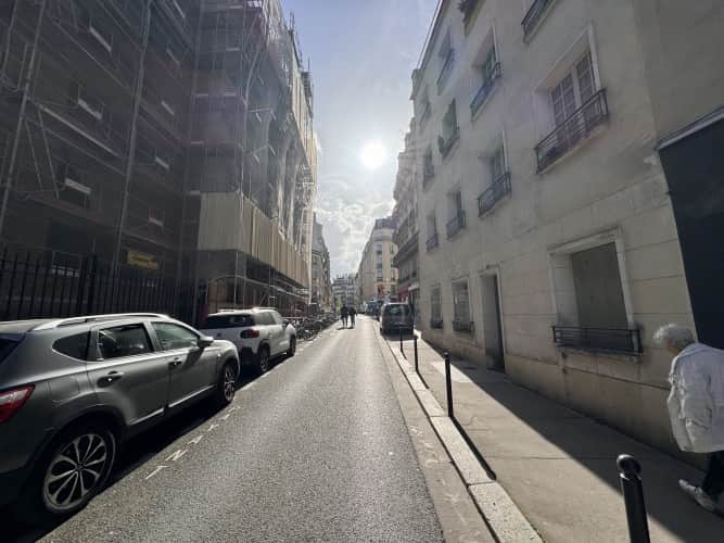 Local commercial · 71 m² · Cession de bail — photo 1