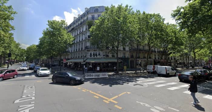 Local commercial · 68 m² · Location — photo 1