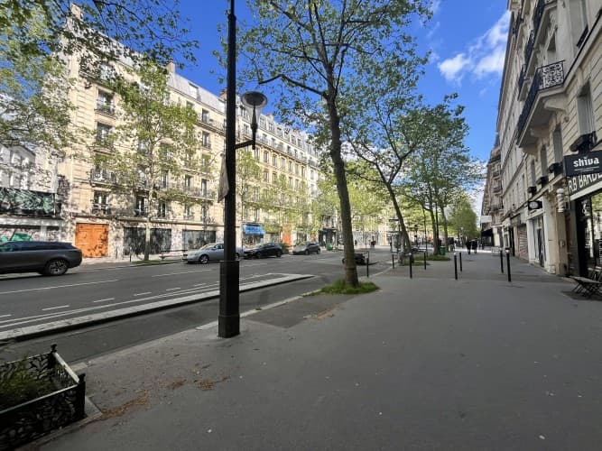 Local commercial · 82 m² · Location — photo 1