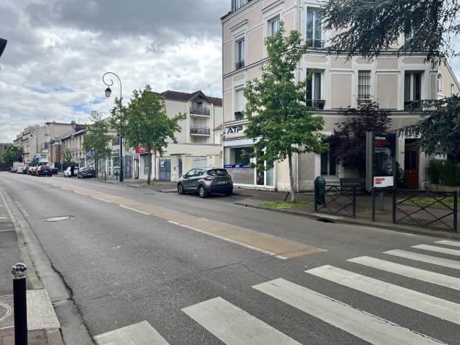Local commercial · 201 m² · Fonds de commerce — photo 1