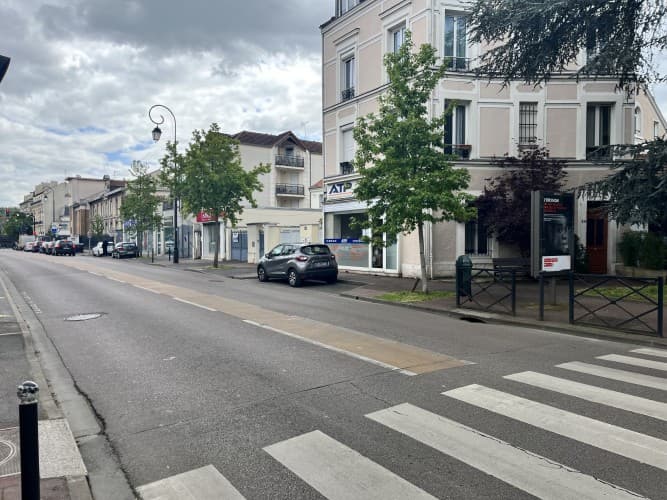Local commercial · 201 m² · Fonds de commerce — photo 1