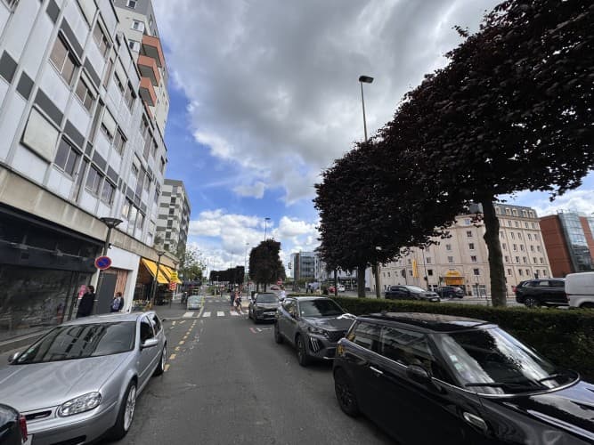 Local commercial · 144 m² · Fonds de commerce — photo 1