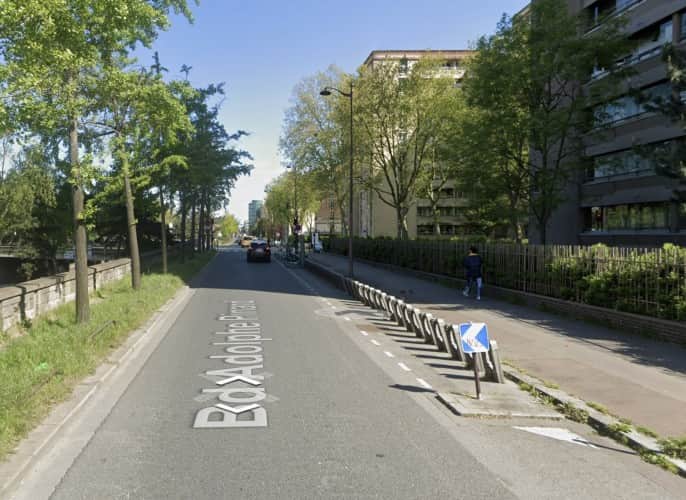 Local commercial · 160 m² · Location — photo 1