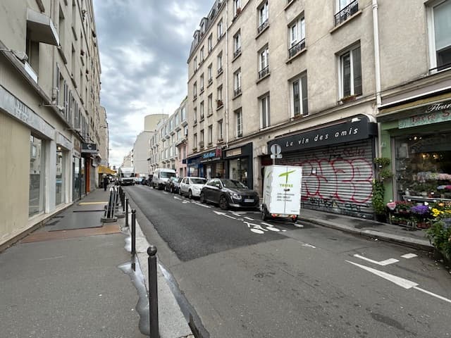 Local commercial · 14 m² · Cession de bail — photo 1