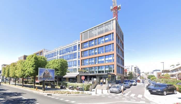 Local commercial · 345 m² · Cession de bail — photo 1