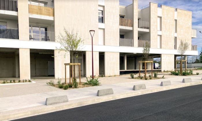 Local commercial · 110 m² · Location — photo 1
